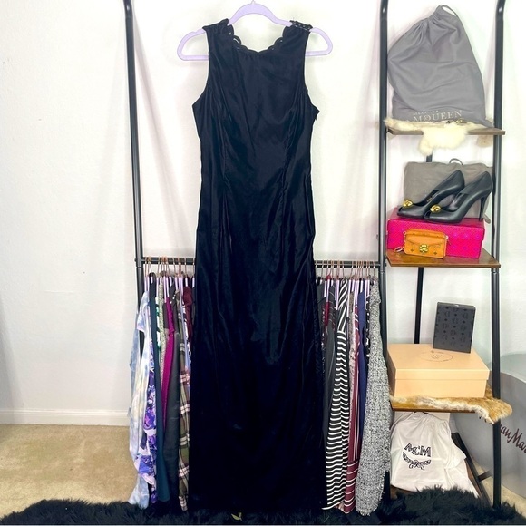 𝅺vintage 90’s Scott McClintock Black Velvet Cutout Maxi Dress - Picture 1 of 10